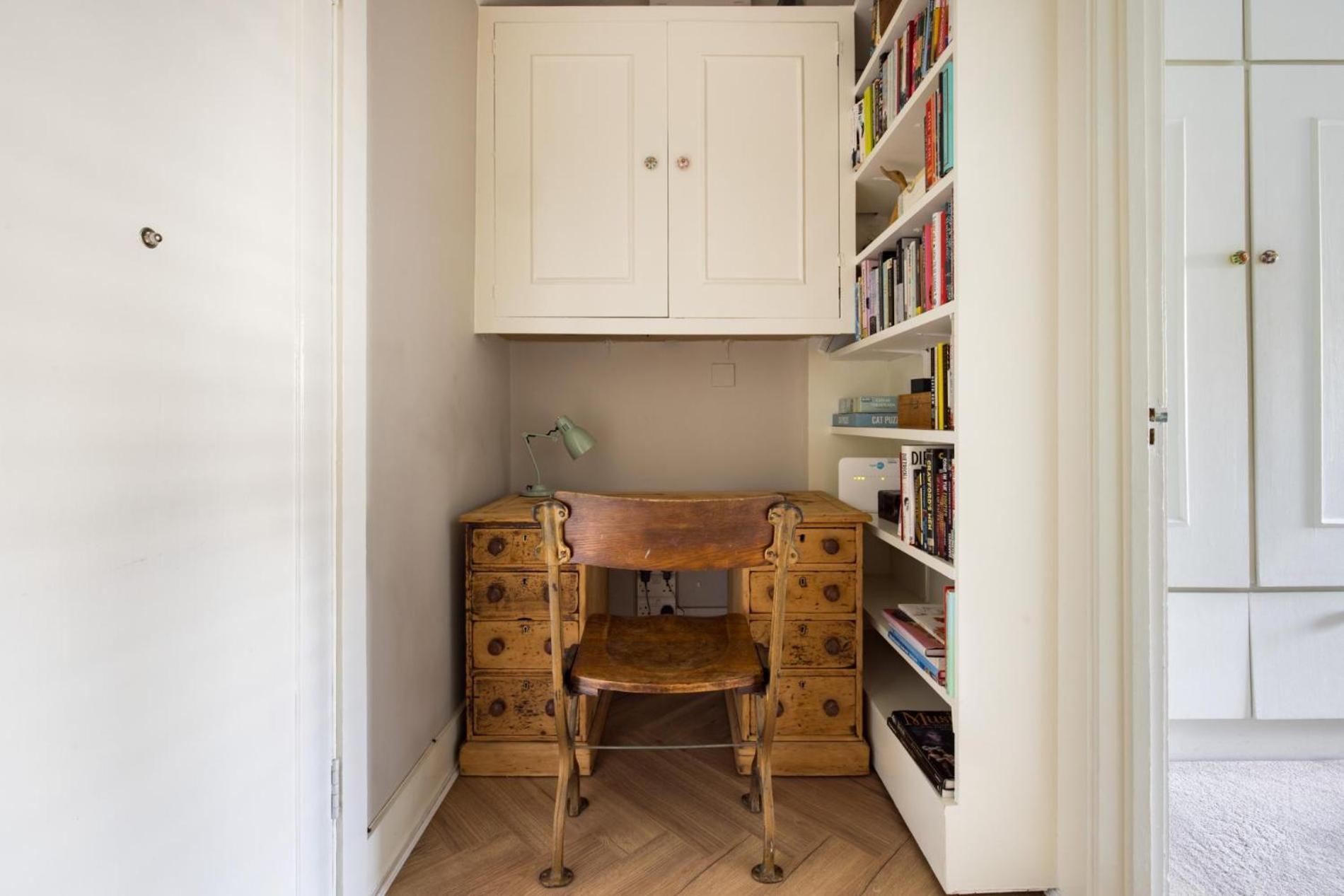 Appartamento Olympia's Torch 1 Bedroom In Kensington Londra